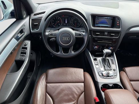 Used 2017 Audi Q5 2.0T Premium Plus w/ Technology Package image 17