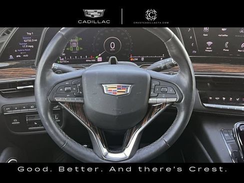 Used 2024 Cadillac Escalade Premium Luxury w/ Performance Package AWD/4WD image 13