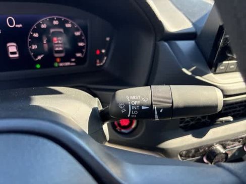 Used 2025 Honda Accord LX image 17