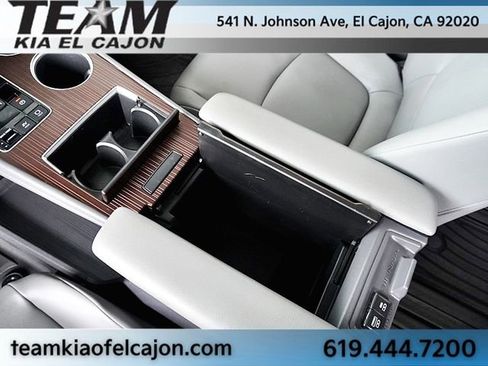Used 2022 Toyota Sienna XLE w/ XLE Plus Package FWD image 33