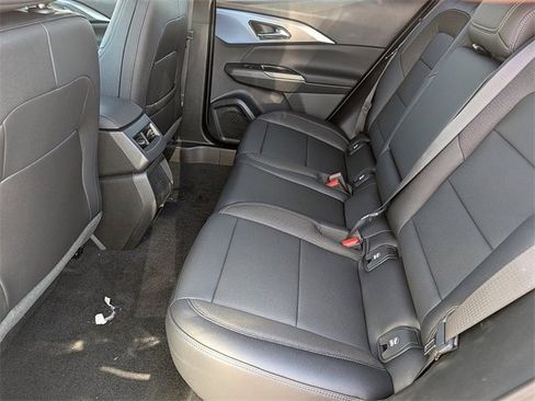 New 2026 Chevrolet Equinox EV LT image 17