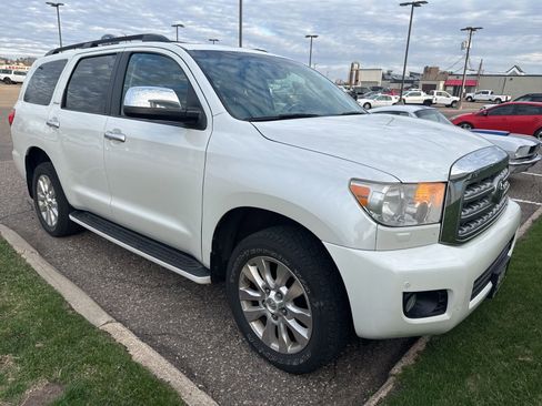 Used 2012 Toyota Sequoia Platinum image 2