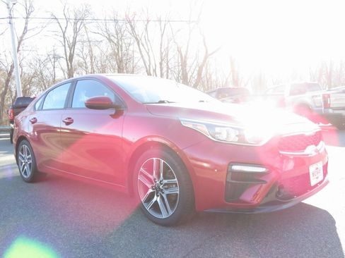 Used 2019 Kia Forte S image 3