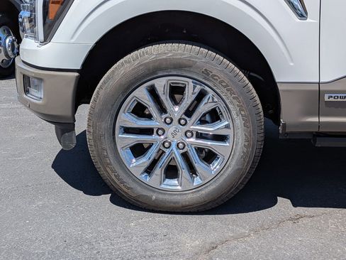 Used 2025 Ford F150 King Ranch AWD/4WD image 15