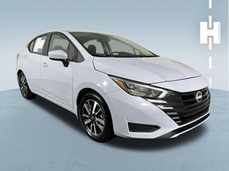 Used 2025 Nissan Versa SV w/ Trunk Package FWD video 1