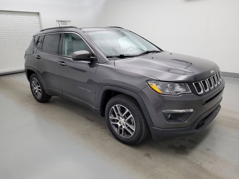 Used 2020 Jeep Compass Latitude FWD image 11