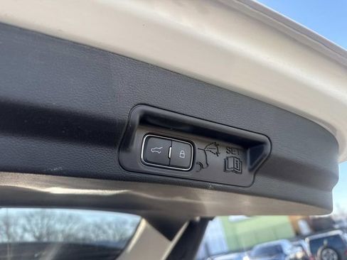 Certified 2025 Ford Explorer Active image 8