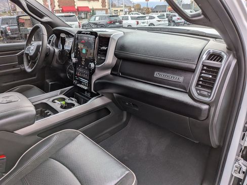 Used 2025 RAM 2500 Laramie image 33