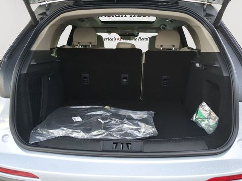 New 2026 Lincoln Corsair Reserve FWD image 23
