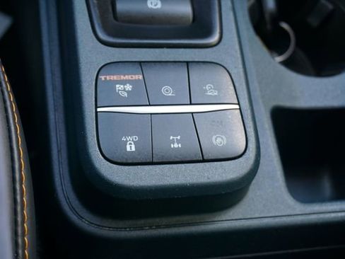 Certified 2024 Ford Maverick Tremor w/ Tremor Off-Road Package AWD/4WD image 31