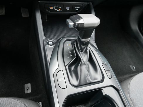 Certified 2025 Kia K4 FWD image 24