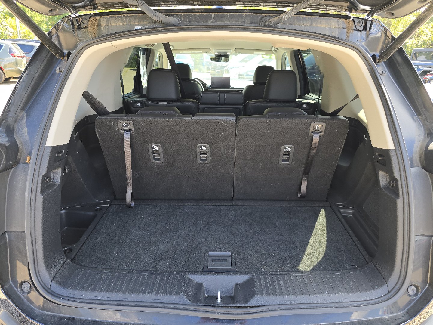 Used 2025 Honda Pilot EX-L image 19