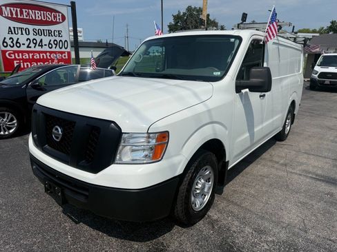 Used 2019 Nissan NV 1500 SV RWD image 2