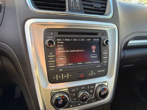 Used 2017 GMC Acadia Limited SLT image 29