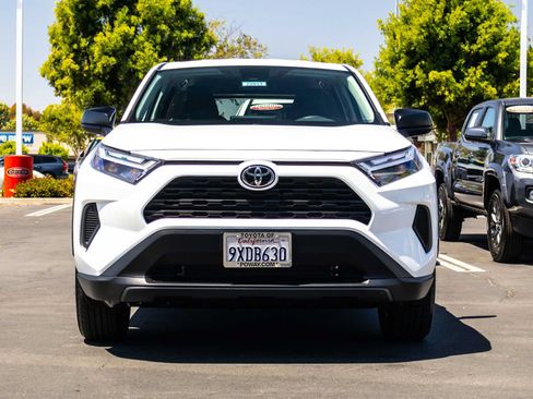 Used 2025 Toyota RAV4 LE FWD image 2