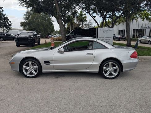 Used 2005 Mercedes-Benz SL 500 image 9
