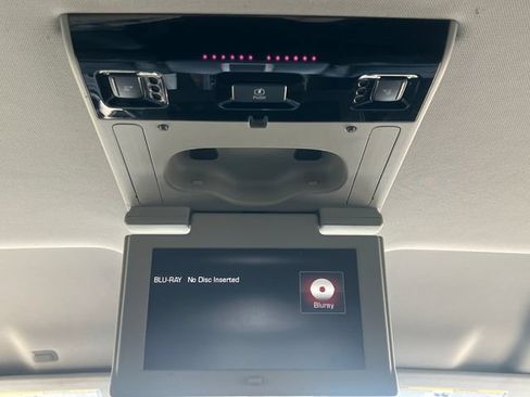 Used 2015 GMC Yukon Denali w/ Premium Package AWD/4WD image 43