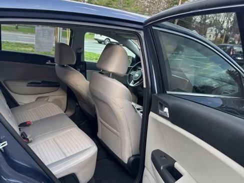 Used 2020 Kia Sportage LX w/ LX Popular Package AWD/4WD image 19