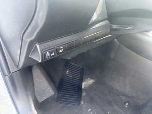 Used 2023 Toyota Corolla LE image 19