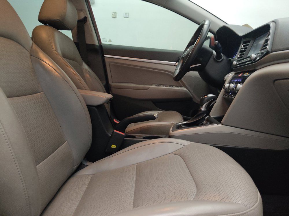 Used 2020 Hyundai Elantra Limited FWD image 21