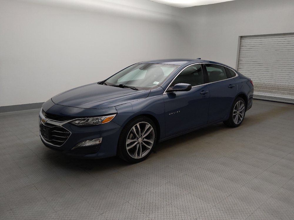 Used 2024 Chevrolet Malibu LT FWD image 2