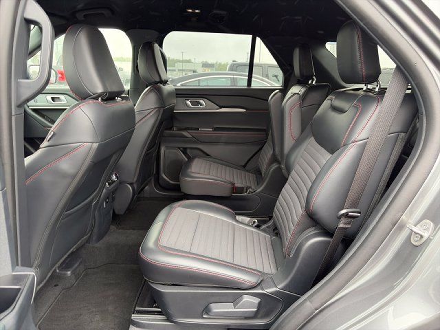 Used 2026 Ford Explorer ST-Line AWD/4WD image 28