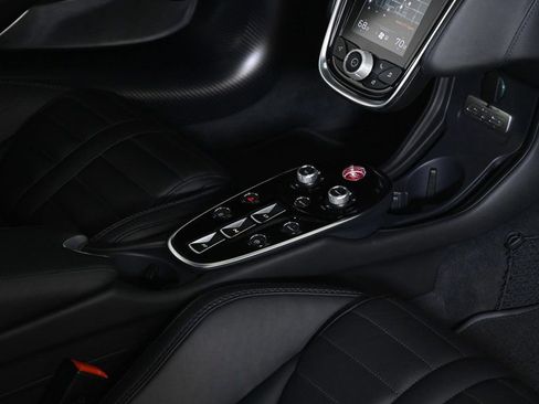 Used 2025 McLaren GTS image 18