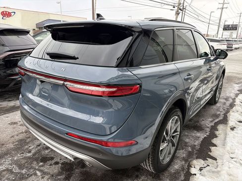 New 2026 Lincoln Corsair Premiere image 3