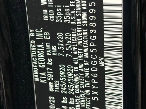 Used 2023 Kia Telluride S image 19