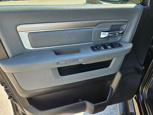 Used 2018 RAM 1500 Big Horn AWD/4WD image 11