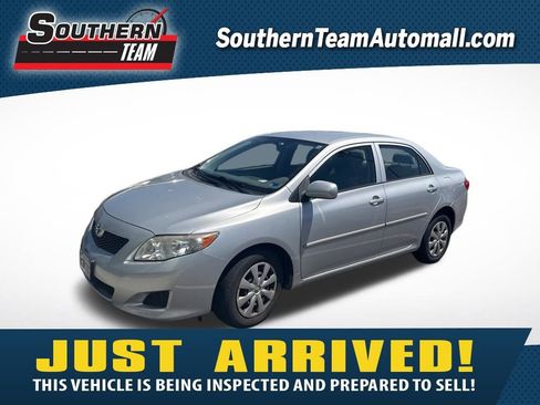 Used 2009 Toyota Corolla FWD image 1