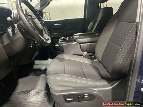 Used 2021 Chevrolet Silverado 1500 LT AWD/4WD image 18