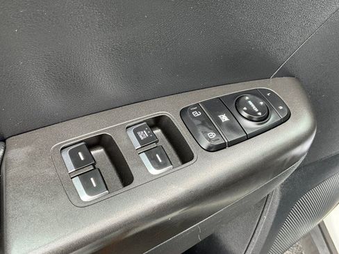 Used 2019 Kia Sportage LX FWD image 23