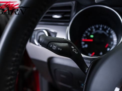 Used 2021 Ford Mustang GT RWD image 32