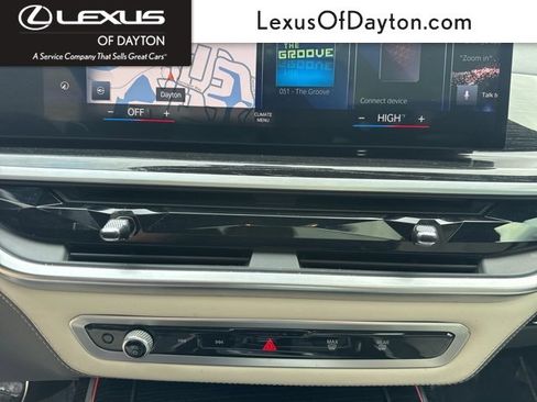 Used 2023 BMW X7 M60i w/ Executive Package image 30