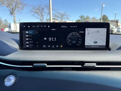 Used 2025 Genesis GV70 2.5T image 21