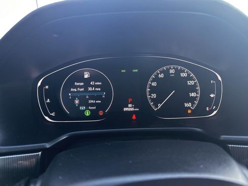 Used 2018 Honda Accord Sport image 13