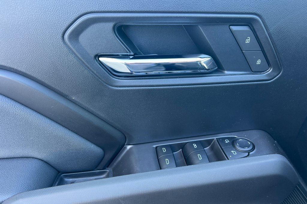 New 2025 GMC Canyon Elevation w/ Convenience Package RWD image 8