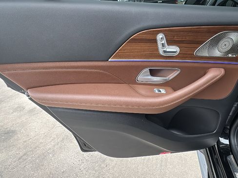 Used 2024 Mercedes-Benz GLS 450 GLS 450 image 17