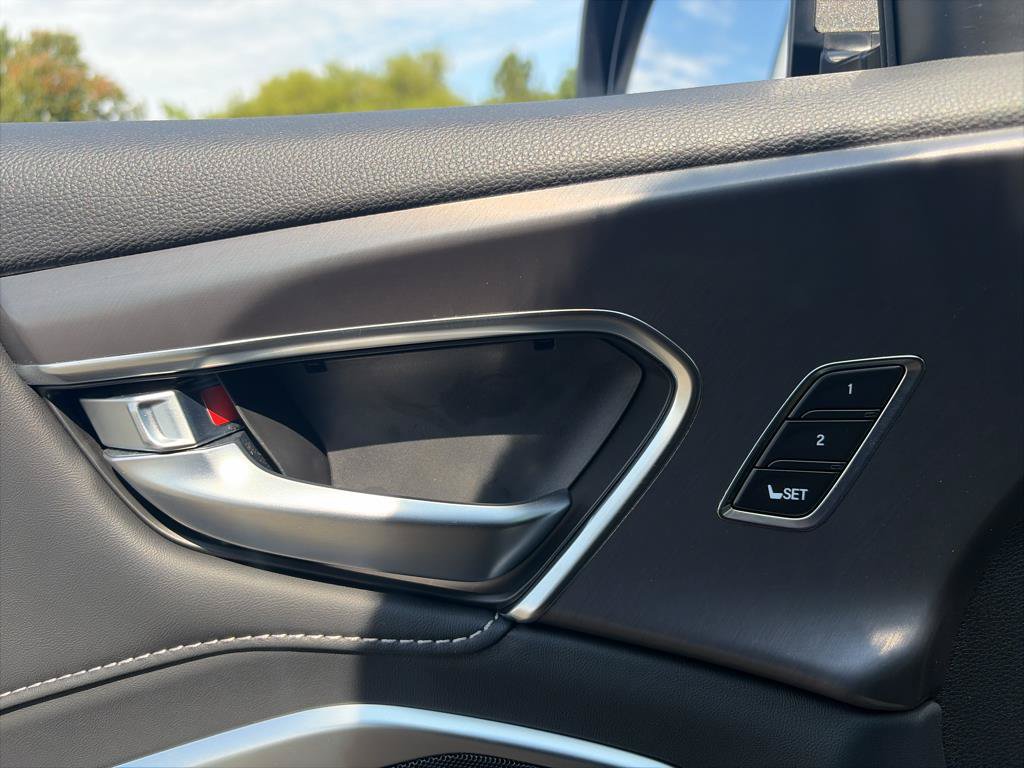 Certified 2025 Acura RDX SH-AWD image 22