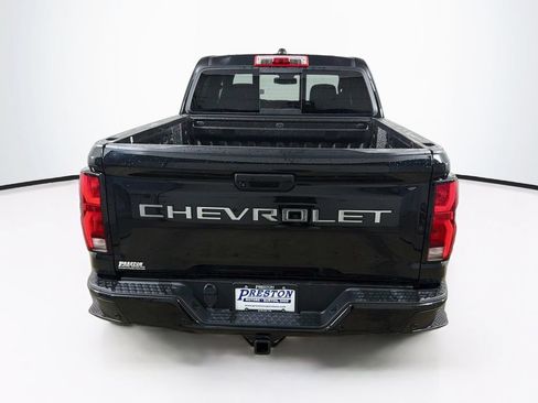 Used 2023 Chevrolet Colorado Z71 w/ Z71 Convenience Package 2 AWD/4WD image 6