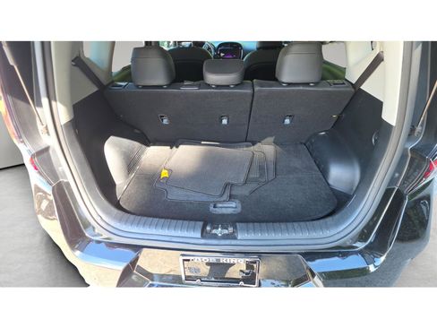 Used 2024 Kia Soul GT-Line FWD image 12