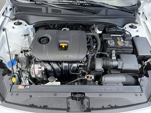 Used 2023 Kia Forte LXS w/ LXS Technology Package FWD image 20