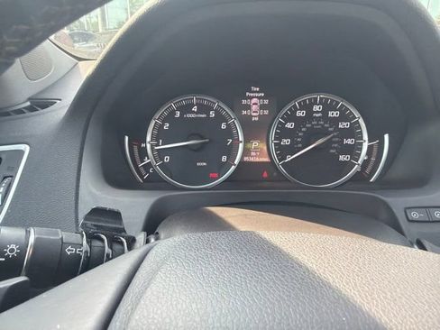 Used 2016 Acura TLX w/ Technology Package FWD image 2