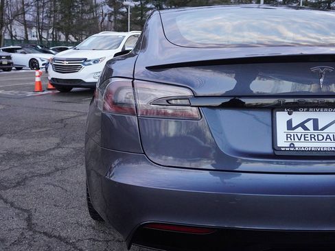 Used 2021 Tesla Model S Plaid image 17