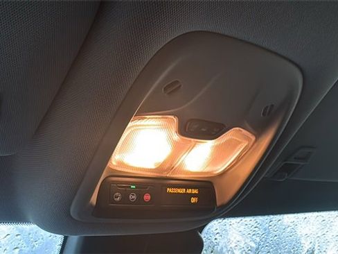 Used 2024 Chevrolet TrailBlazer LT image 23