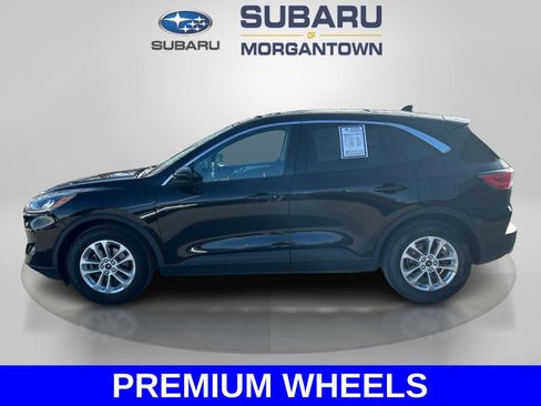 Used 2020 Ford Escape SE image 8