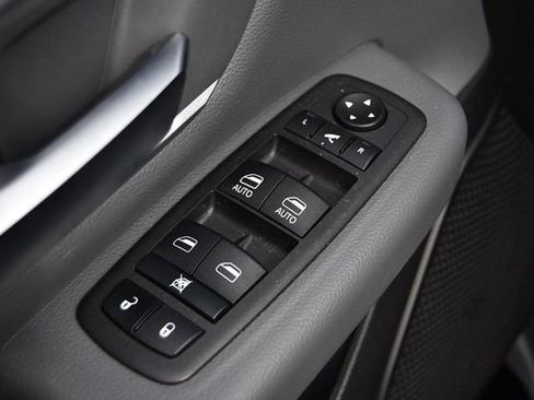 Used 2023 RAM 1500 Big Horn image 9