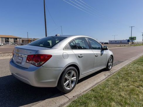 Used 2015 Chevrolet Cruze LT FWD image 5