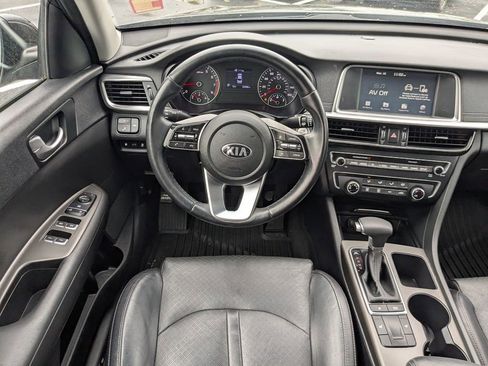 Used 2020 Kia Optima SE image 14